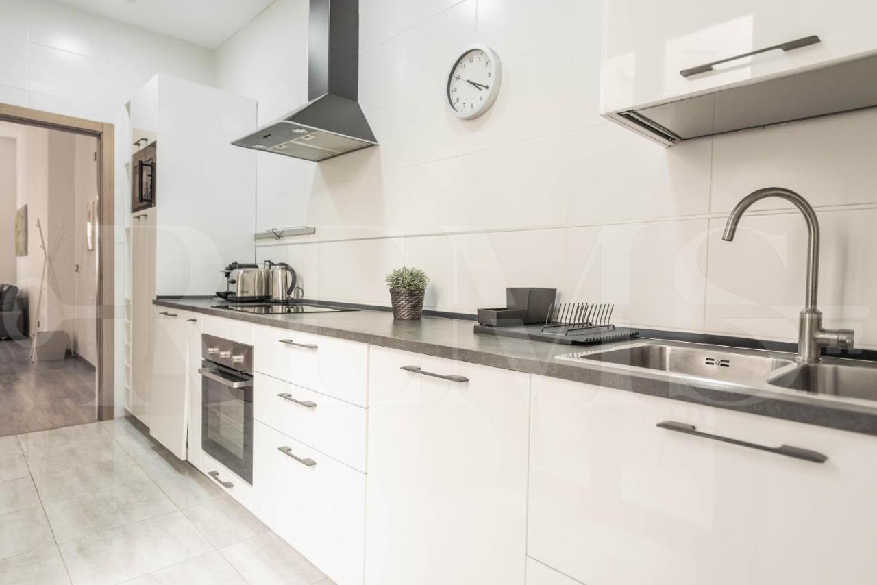 מאלגה 3Br Apartment With Parking And Patio In The Center By Rems מראה חיצוני תמונה