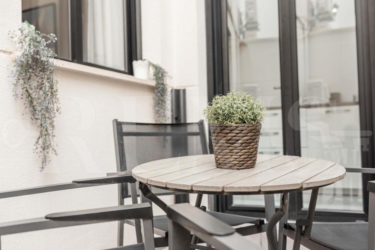 מאלגה 3Br Apartment With Parking And Patio In The Center By Rems מראה חיצוני תמונה