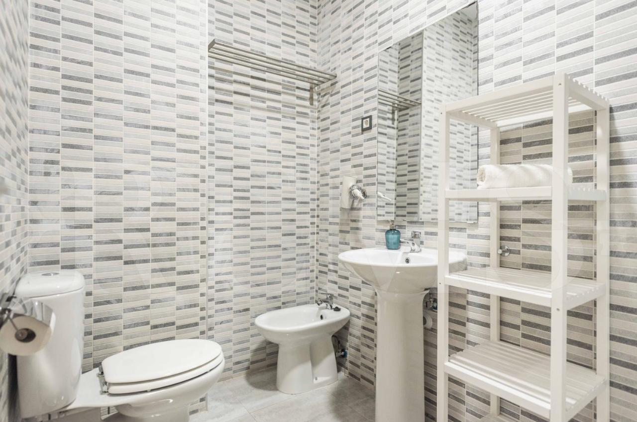 מאלגה 3Br Apartment With Parking And Patio In The Center By Rems מראה חיצוני תמונה