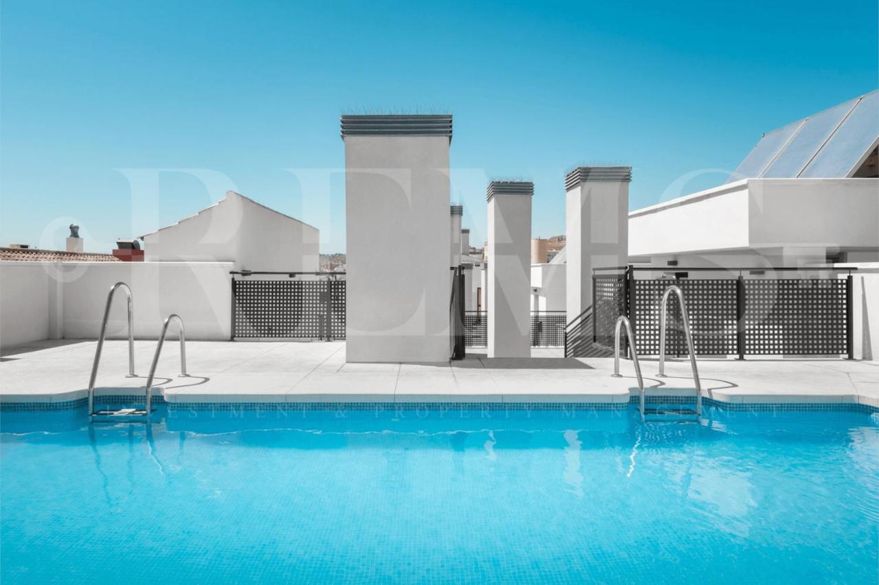 מאלגה 3Br Apartment With Parking And Patio In The Center By Rems מראה חיצוני תמונה